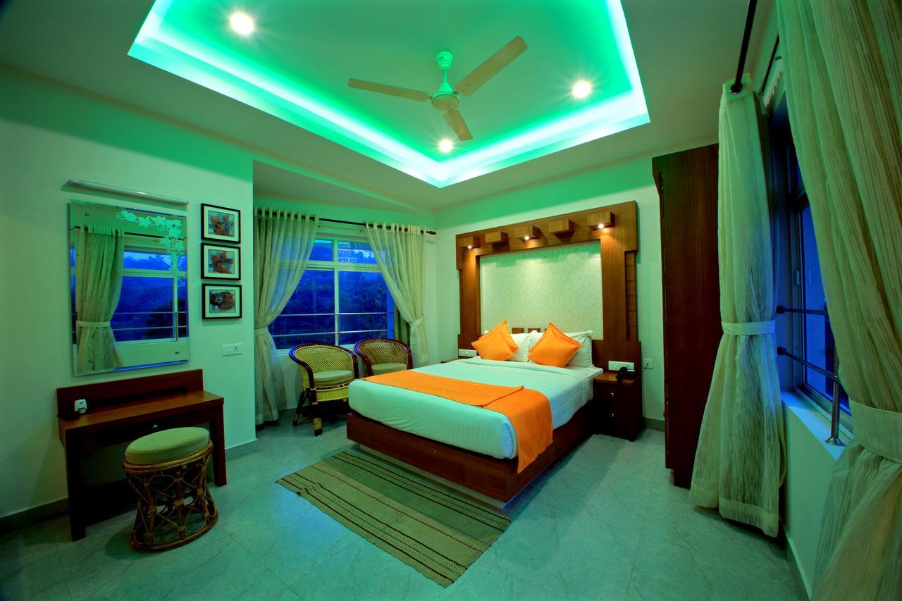 Hotel Monsoon Grande Munnar Esterno foto